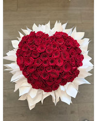 Magnifique bouquet de roses en forme de cœur NS049